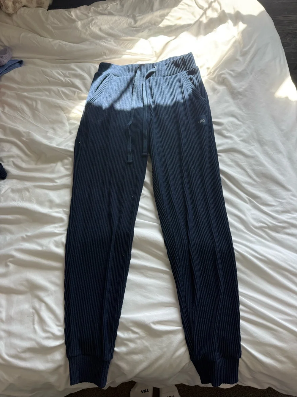 ALO Yoga Navy Ribbed Cropped Hoodie & Drawstring Joggers